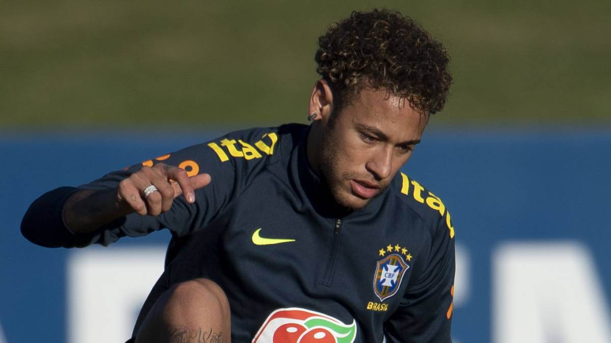 她在开局阶 她在开局阶